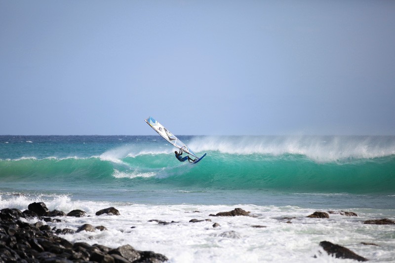 sal-windsurf